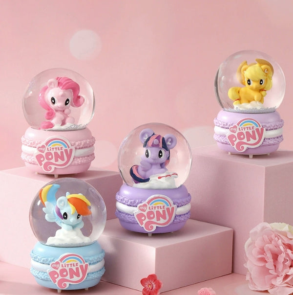 Unicorn Light Up Crystal Ball Night Light, LED Color Changing Kids Room Decor, Mini Birthday Gift Figurine with Touch Sensor (Multi-Color)