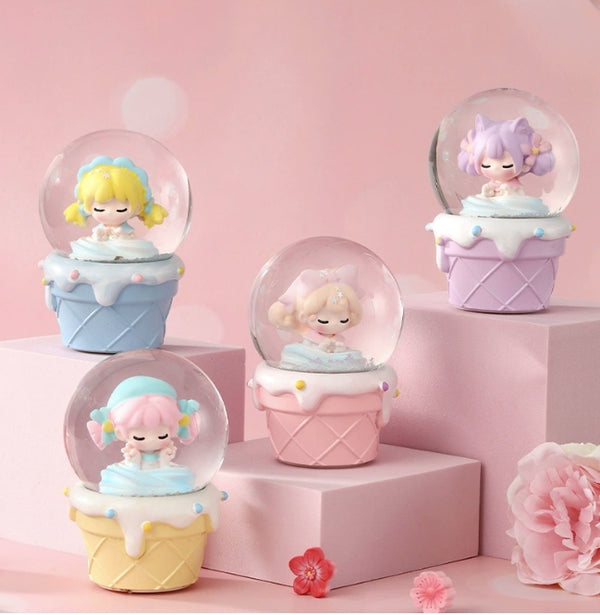 Little Girls Glowing Crystal Ball Night Light, LED Color Changing Kids Room Decoration, Mini Birthday Gift Figurine with Touch Sensor (Multi-Color)