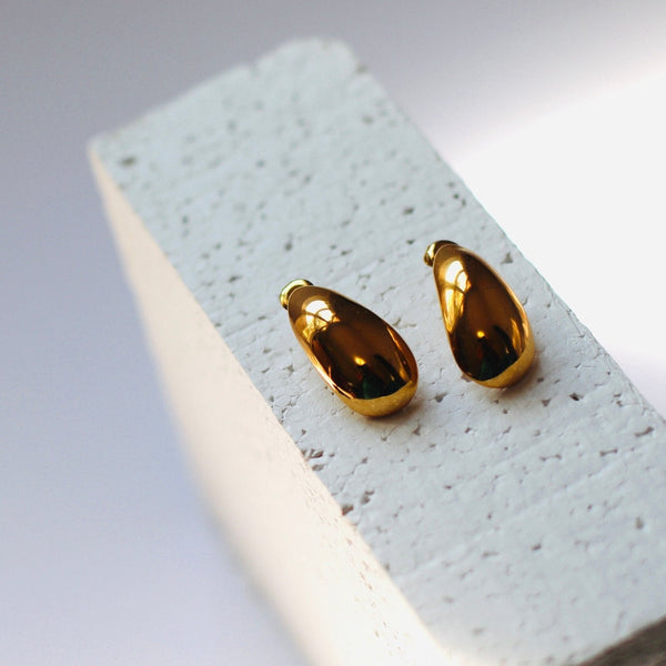 Sunlit Serenade Teardrop Earrings